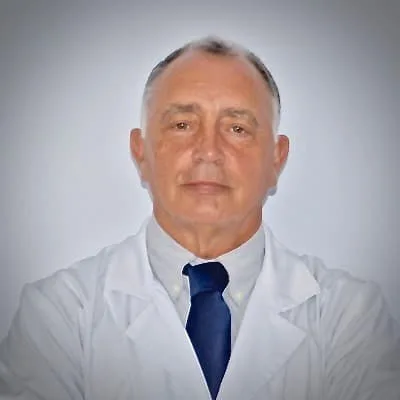 Dr. Rui Pinto — Oftalmologista na Clinoftal